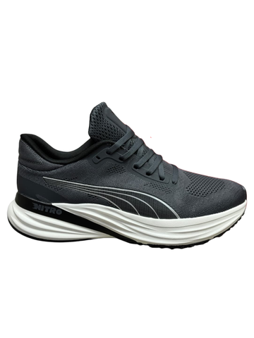 PUMA MAGNIFY NITRO 2 ( BLACK & WHITE )