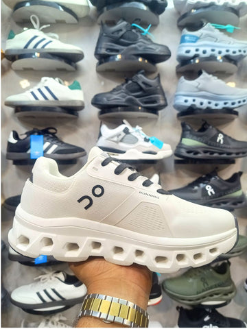 ON CLOUD RUNNER 2 ( WHITE )