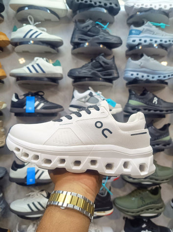 ON CLOUD RUNNER 2 ( WHITE )