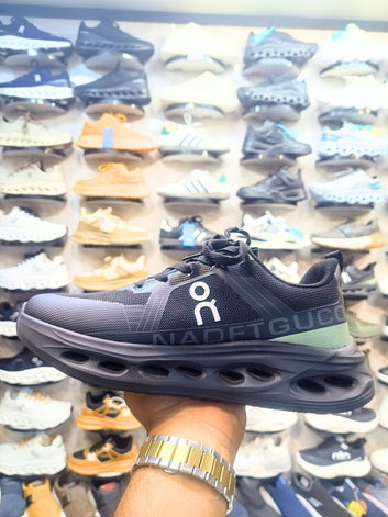 NADFTGUCO MEN PREMIUM CLOUD STYLE ( BLACK )