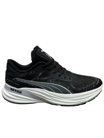 PUMA MAGNIFY NITRO 2 ( SILVER & BLACK WITH WHITE )
