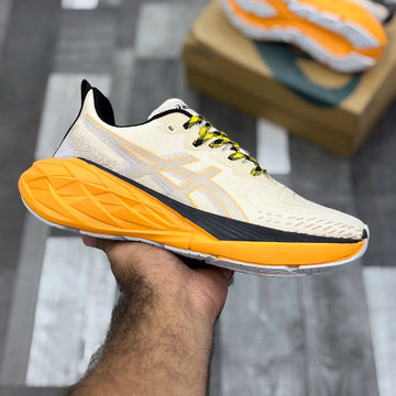 ASICS NOVABLAST 4 ( ORANGE )
