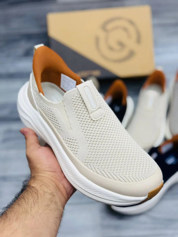 Growing 4C Slip inn Skechers ( CREAM )