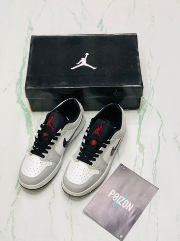 NIKE AIR JORDAN 1 LOW SMOKE GRAY WHITE AND BLACK