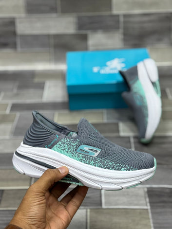 ARCH FIT SLIP-ON SKECHERS ( GRAY )