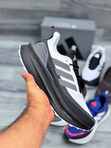 ADIDAS ULTRABOOST 5 TR ( BLACK & WHITE )