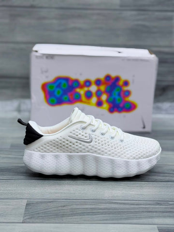 NIKE MIND 002 ( WHITE & BLACK )