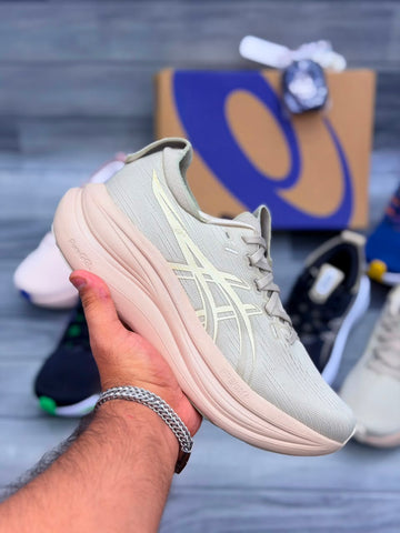 ASICS GEL-NIMBUS 28 ( LIGHT BEIGE )