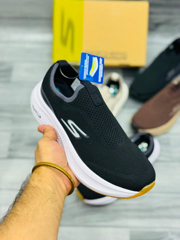 SLIP-INN ULTRA LIGHT SKECHER ( BLACK & WHITE )